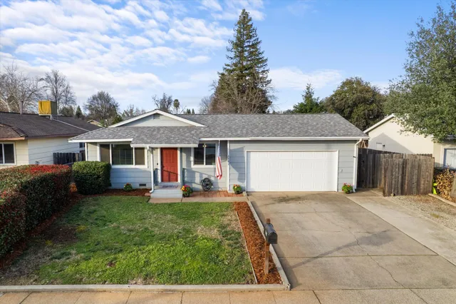 $315,000 | 2498 Saturn, Redding, CA 96002