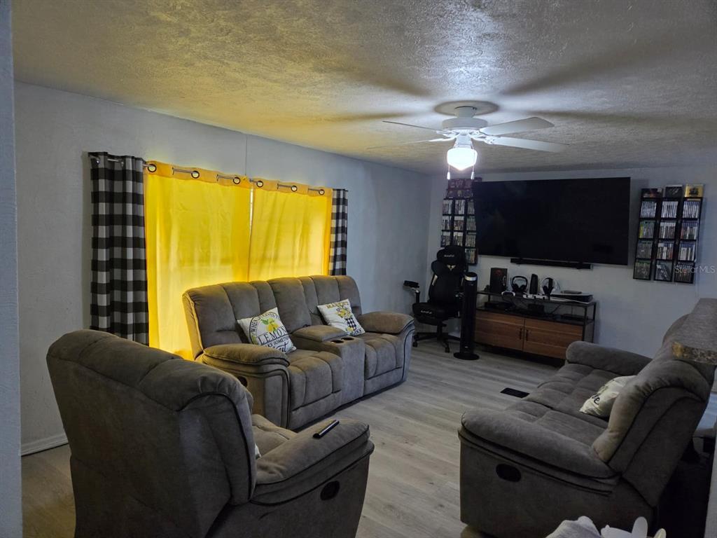 6663 Pompeii Road Orlando, FL 32822 - Photo 9 of 37