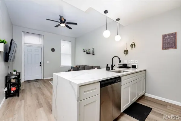 $1,175,000 | 2608 South 11th Street, St. Louis, MO 63118