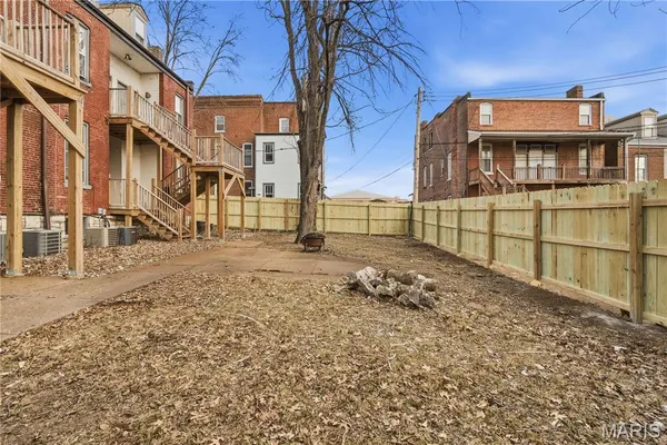 $1,175,000 | 2608 South 11th Street, St. Louis, MO 63118