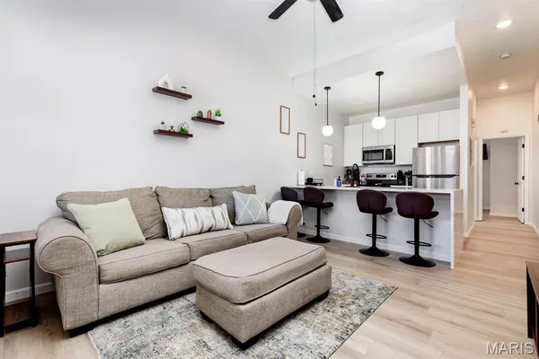 $1,175,000 | 2608 South 11th Street, St. Louis, MO 63118
