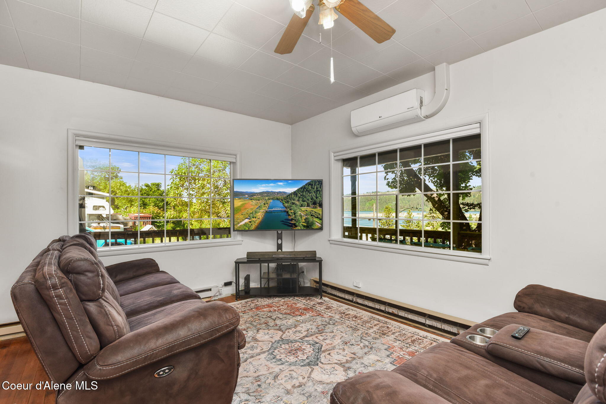 108 Lincoln Street Harrison, ID 83833 - Photo 9 of 24 7-web-or-mls-Living-Room
