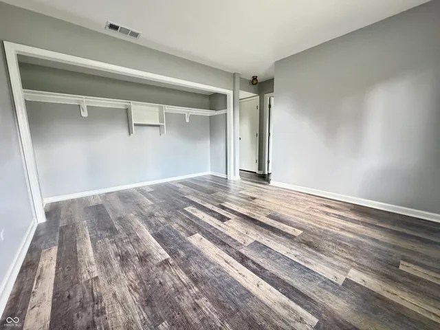 $329,000 | 21 Bluebird Court, Greenfield, IN 46140