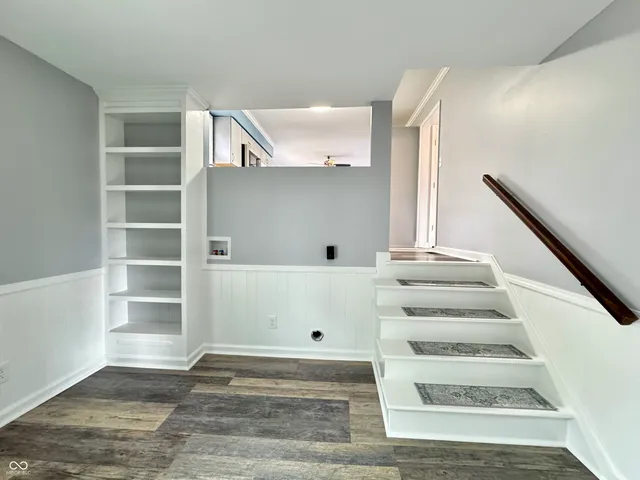 $329,000 | 21 Bluebird Court, Greenfield, IN 46140