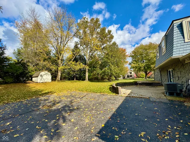 $329,000 | 21 Bluebird Court, Greenfield, IN 46140