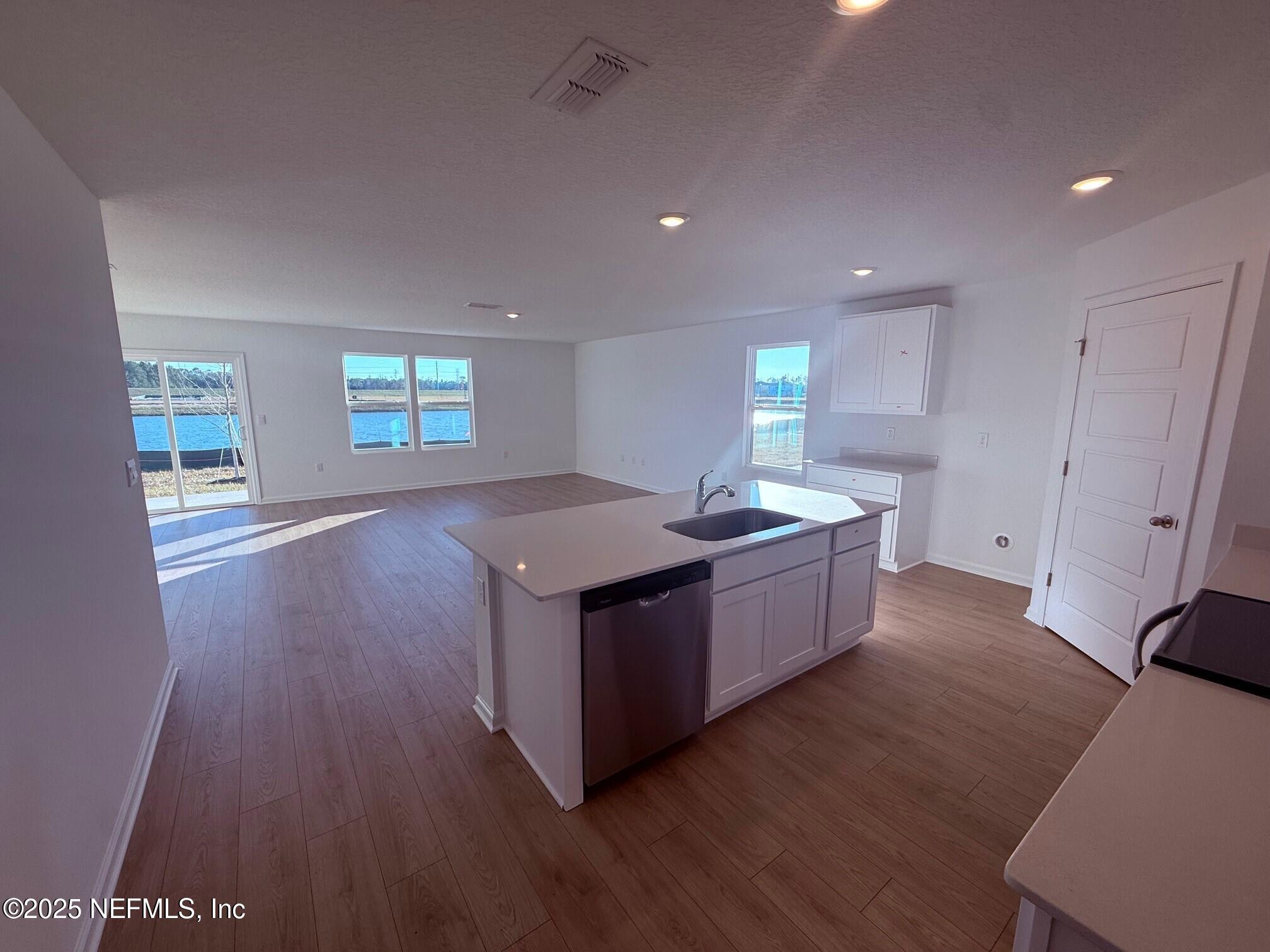 12251 Yew Tree Road Jacksonville, FL 32218 - Photo 12 of 76 kitchen