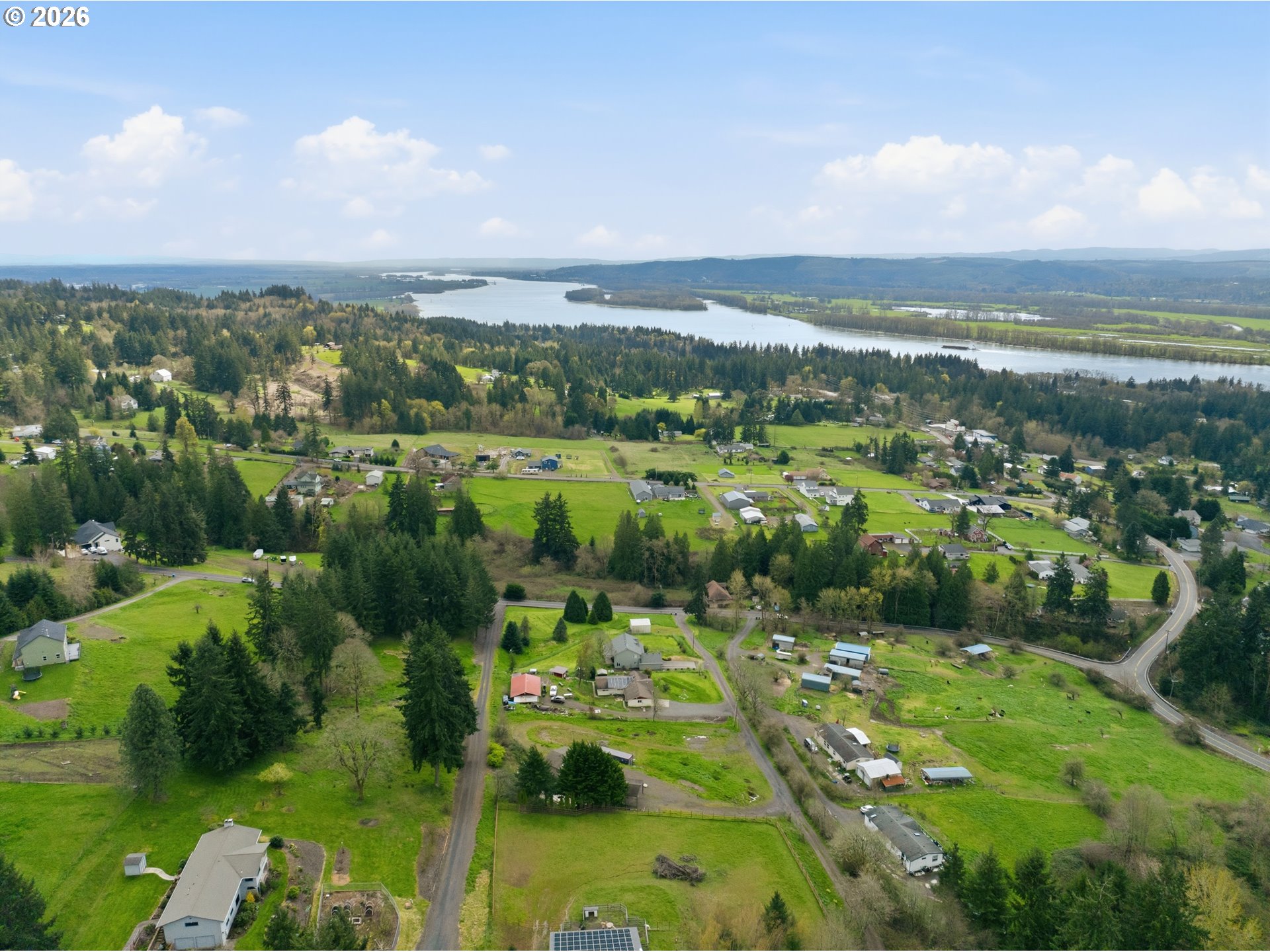 144 Angels Lane Kalama, WA 98625 - Photo 24 of 28 a view of city with ocean