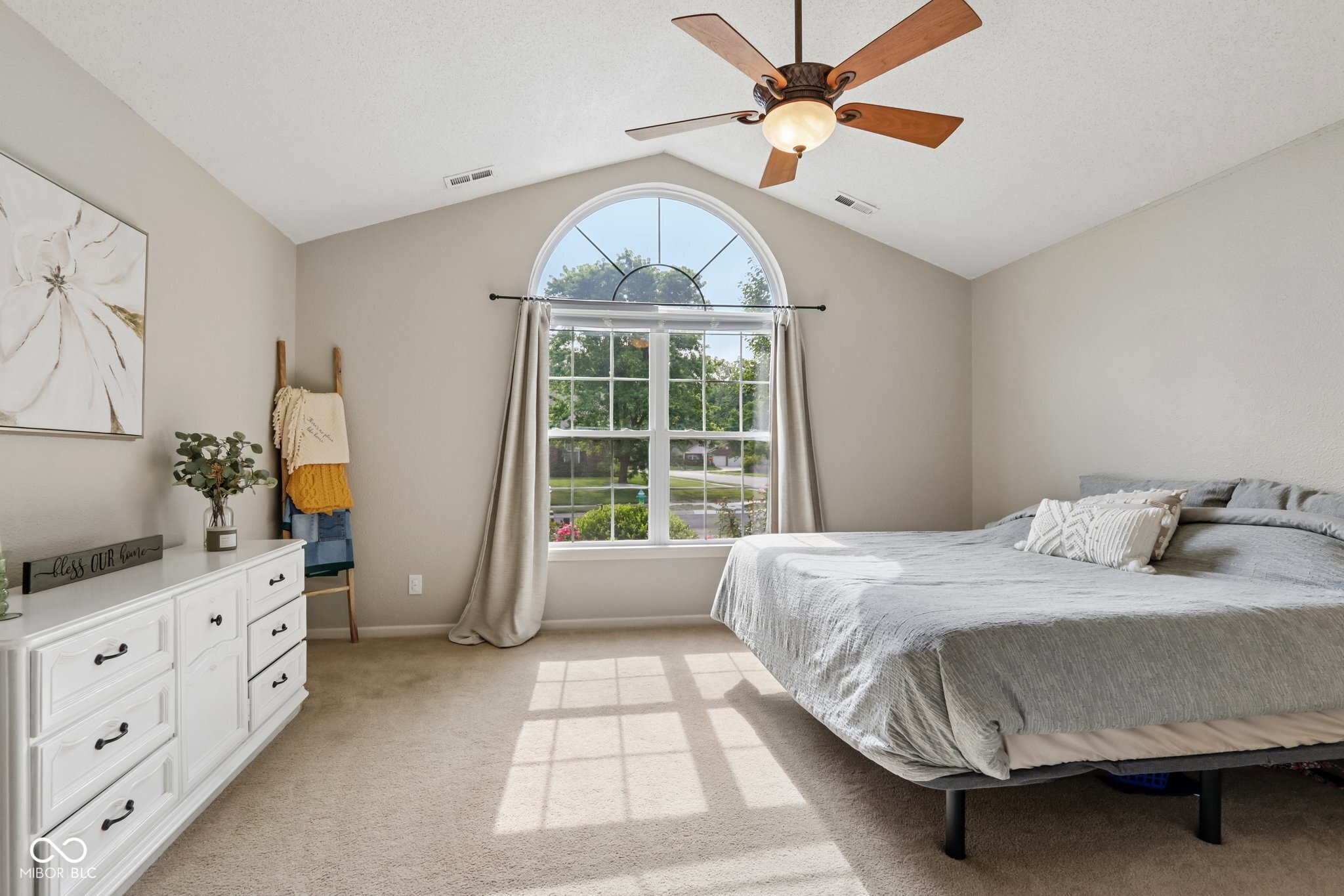 12198 Rambling Road Fishers, IN 46037 - Photo 14 of 27