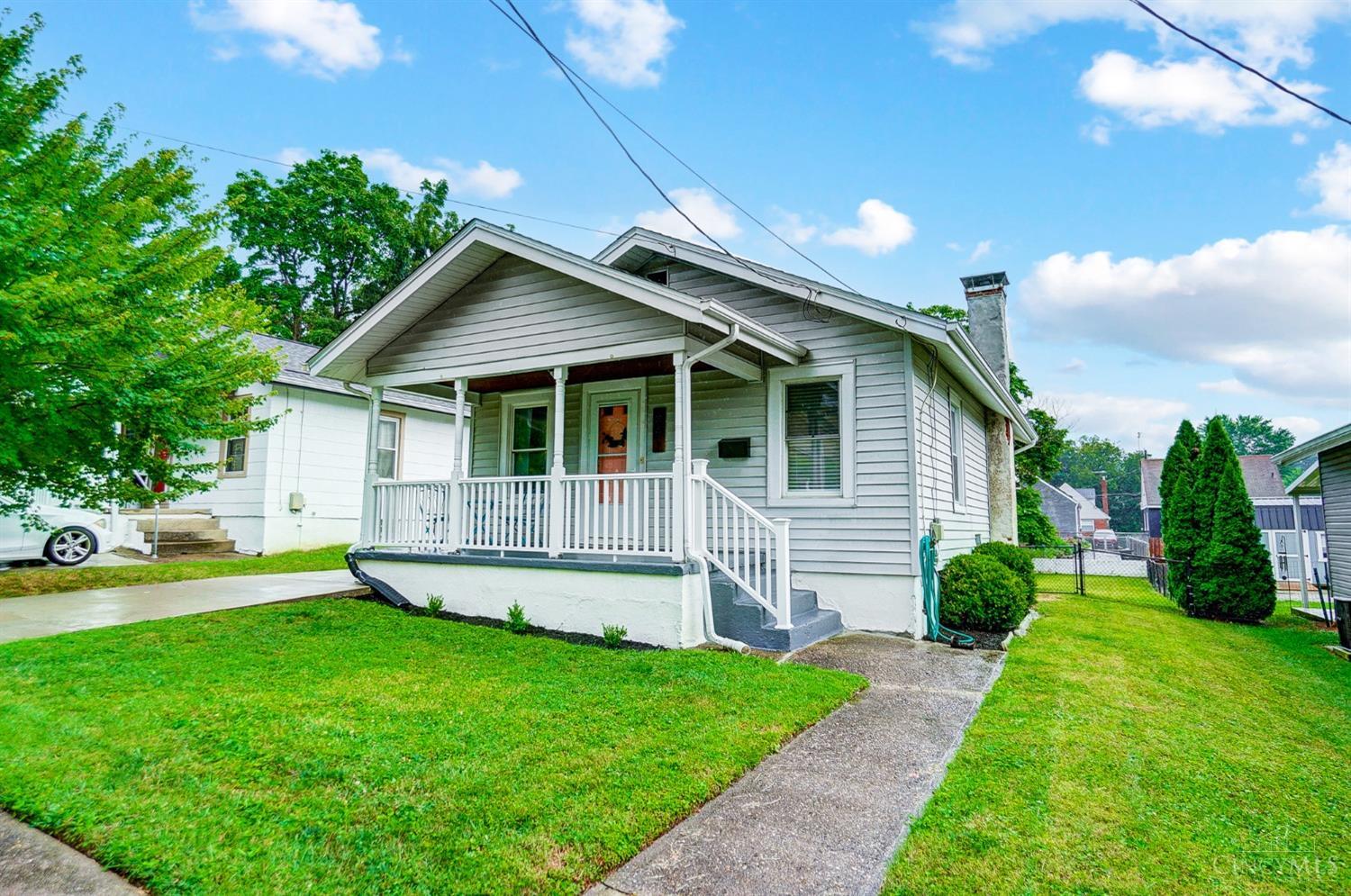 3992 Watterson Road Fairfax, OH 45227 - Photo 2 of 29 Gallery Image 2