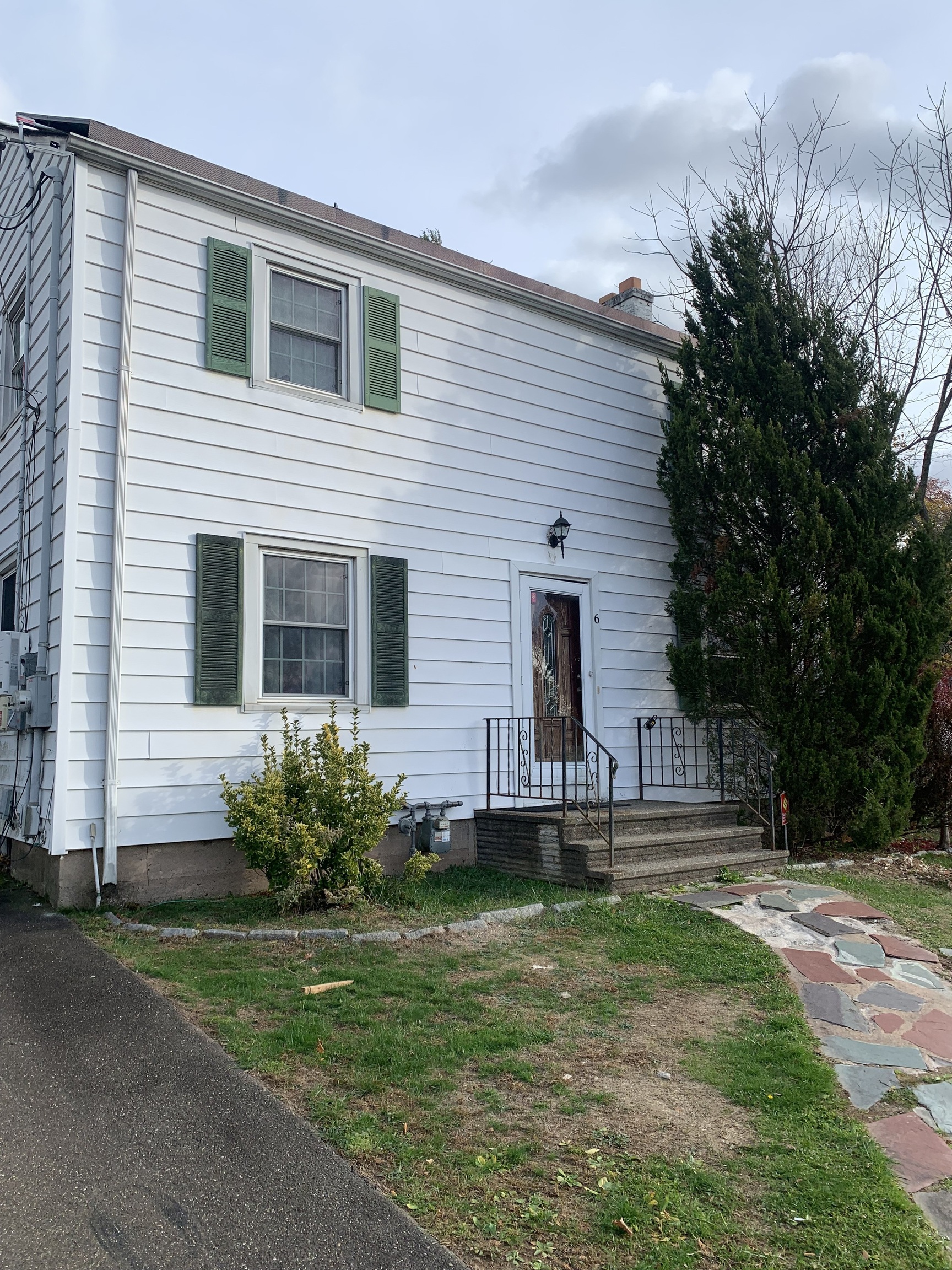 6 Norway Road North Haven, CT 06473 - Photo 14 of 15 front view of a house with a yard