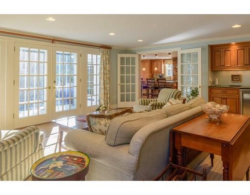 125 Pilgrim Road Wellesley, MA 02481 - Photo 7 of 28