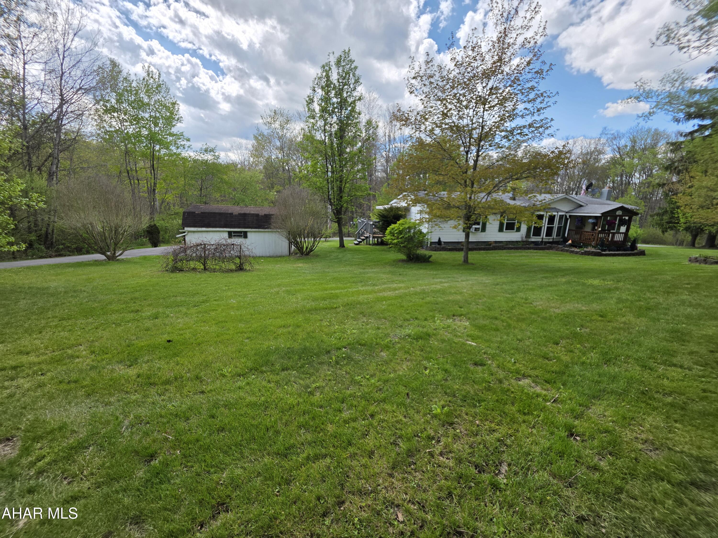 432 Black Snake Road Dysart, PA 16636 - Photo 5 of 46