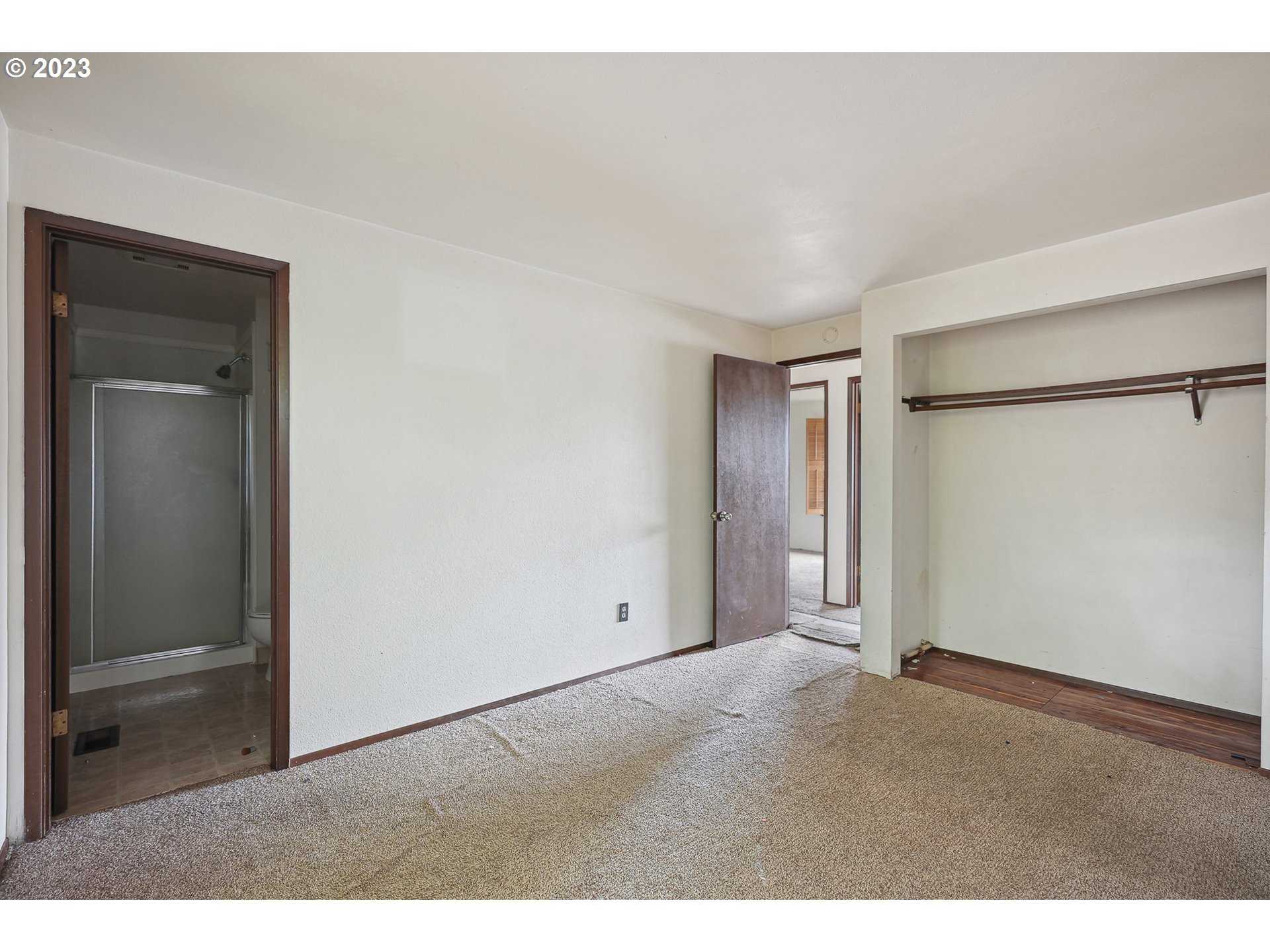 2295 Northeast Juniper Avenue Gresham, OR 97030 - Photo 17 of 25 view of empty room