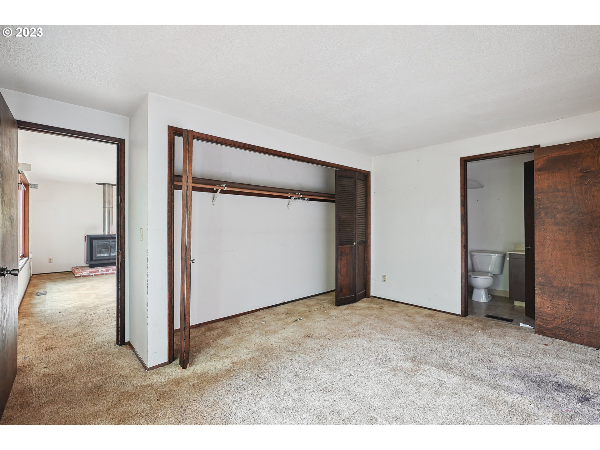 2295 Northeast Juniper Avenue Gresham, OR 97030 - Photo 20 of 25 a view of an empty room