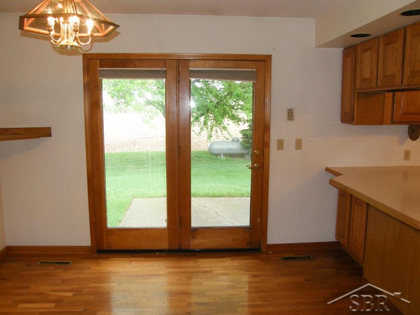 15100 Briggs Road Chesaning, MI 48616 - Photo 9 of 14 31242083-8.JPG
