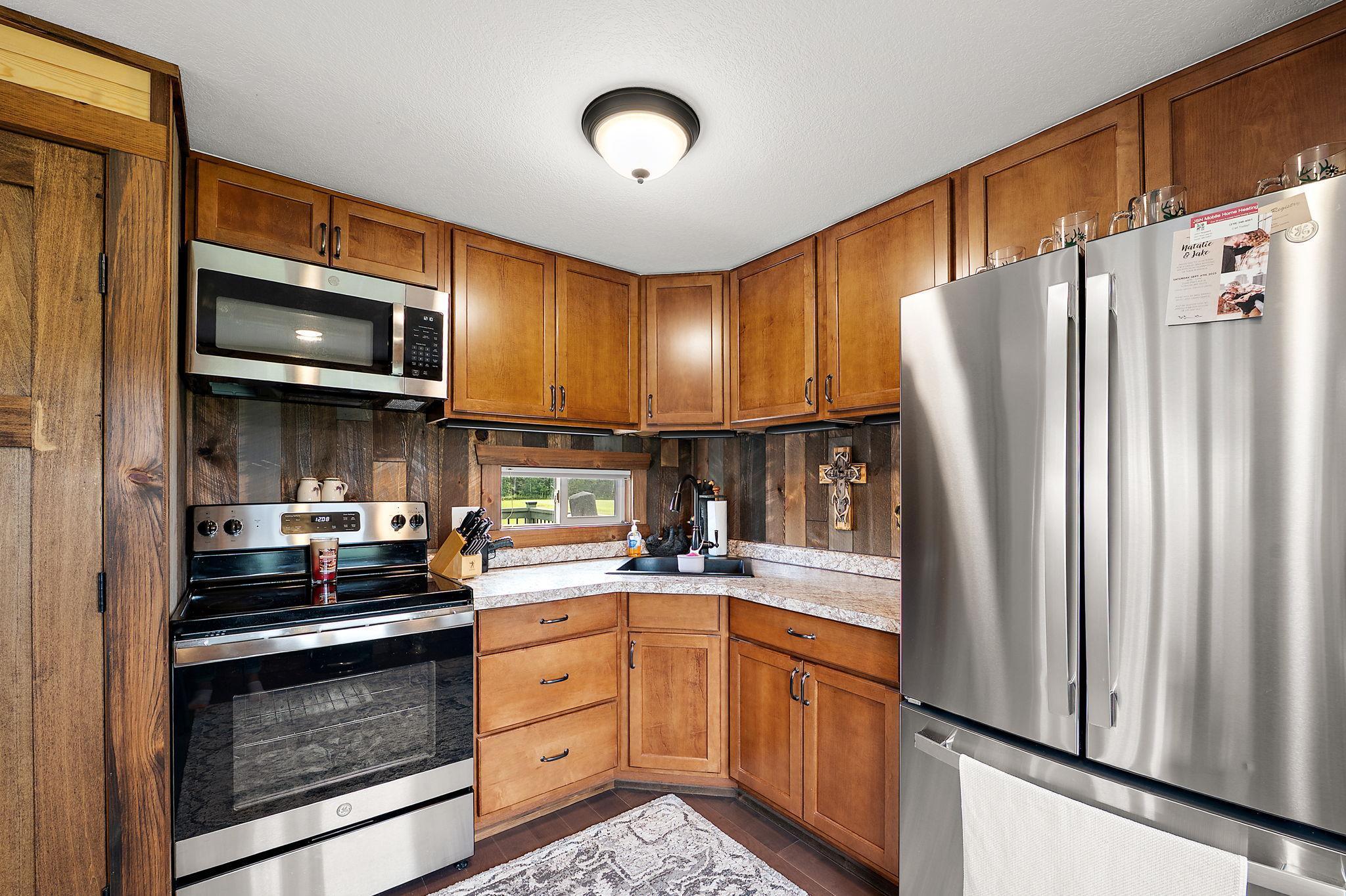 4030 North Road Moose Lake, MN 55767 - Photo 3 of 75