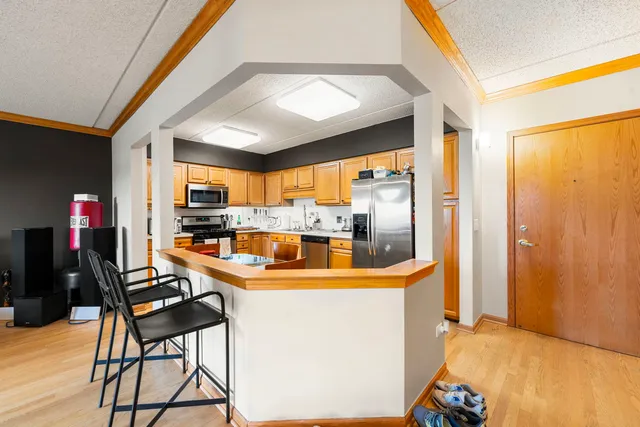 $239,000 | 5555 North Cumberland Avenue, Unit 509, Chicago, IL 60656