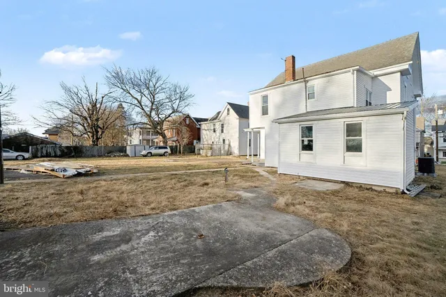 $358,900 | 35 North Franklin Street, Waynesboro, PA 17268