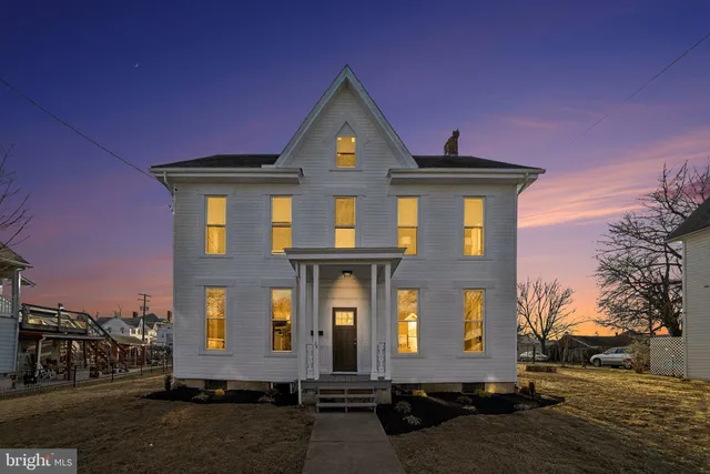 $358,900 | 35 North Franklin Street, Waynesboro, PA 17268