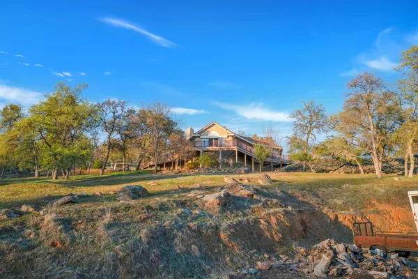 $1,099,000 | 9830 Deer Hollow Trail, Browns Valley, CA 95918