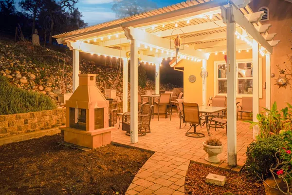 $1,099,000 | 9830 Deer Hollow Trail, Browns Valley, CA 95918