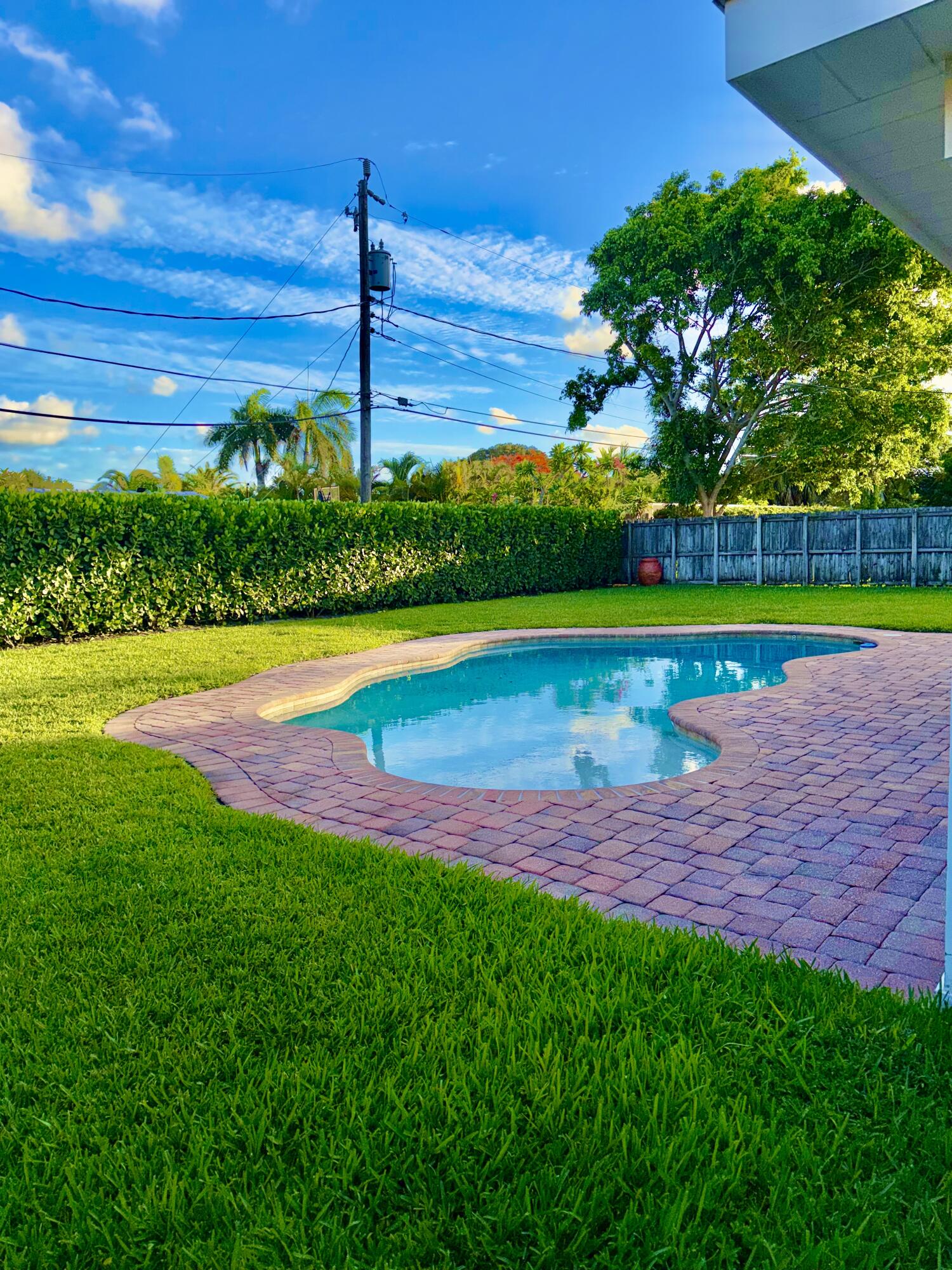 474 Northeast 38th Street Boca Raton, FL 33431 - Photo 21 of 21 Walk to the Beach