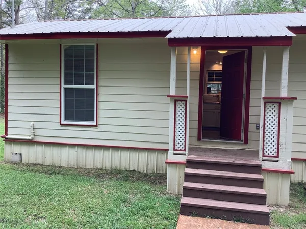$995 | 67 County Road 3893 East, Cleveland, TX 77328