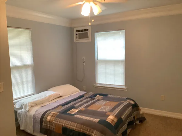 $995 | 67 County Road 3893 East, Cleveland, TX 77328