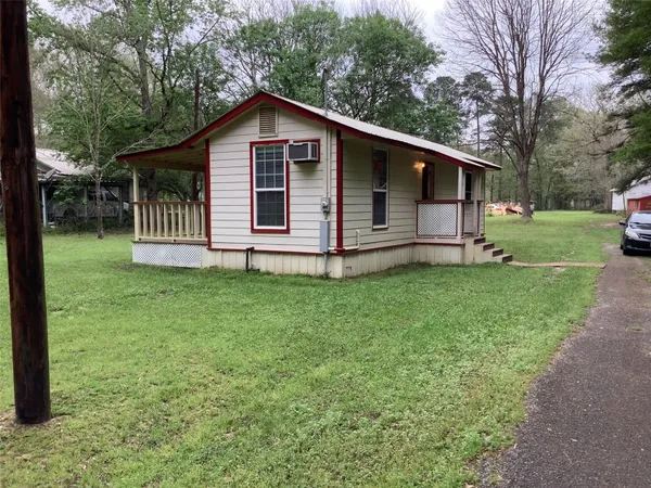 $995 | 67 County Road 3893 East, Cleveland, TX 77328