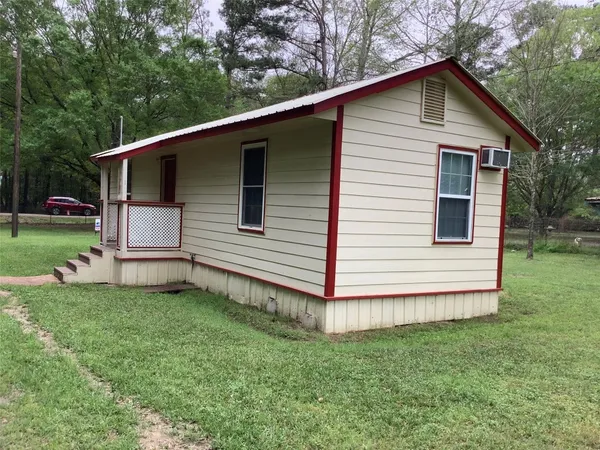 $995 | 67 County Road 3893 East, Cleveland, TX 77328