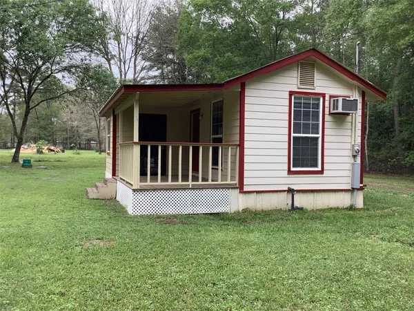 $995 | 67 County Road 3893 East, Cleveland, TX 77328