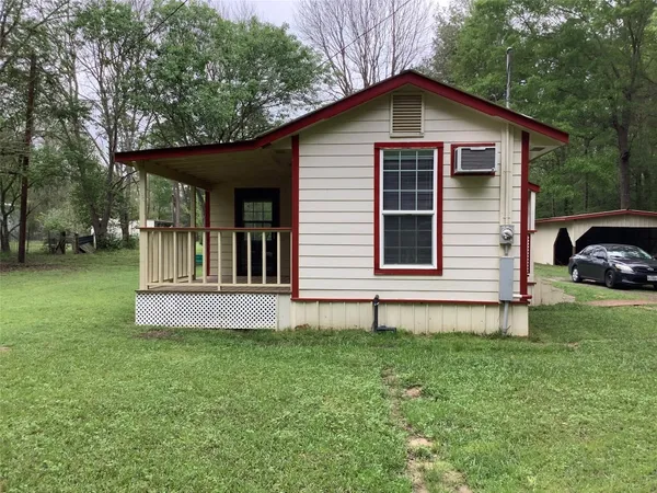 $995 | 67 County Road 3893 East, Cleveland, TX 77328