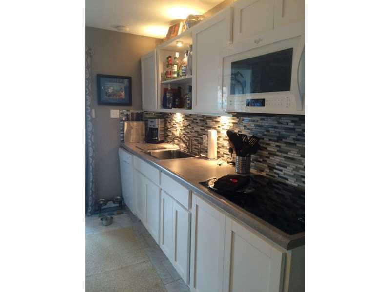 10271 C R 286, Unit E13 Huntsville, OH 43324 - Photo 4 of 9