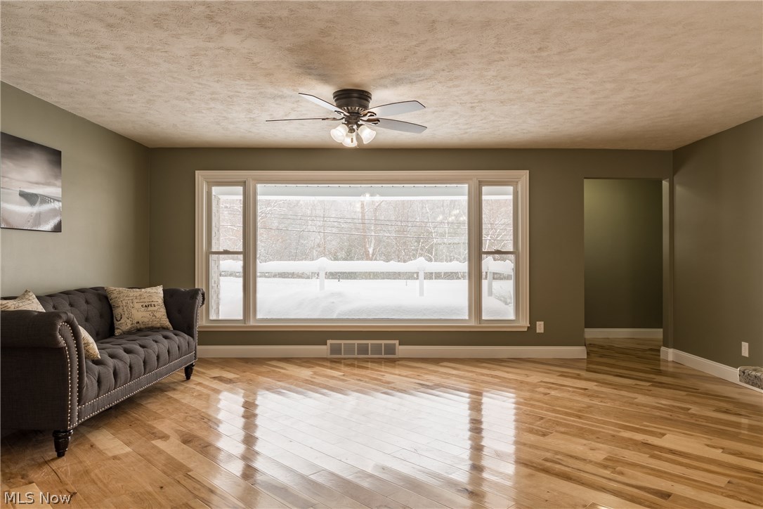 6952 Morley Road Painesville, OH 44077 - Photo 11 of 29 Gallery Image 11
