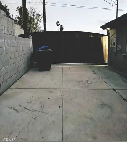 a view of outdoor space