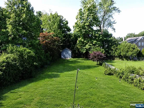 $5,500 | 186 Godwin Avenue, Ridgewood, NJ 07450