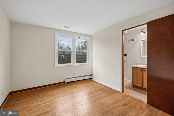 $2,950 | 10306 Gunston Road, Lorton, VA 22079