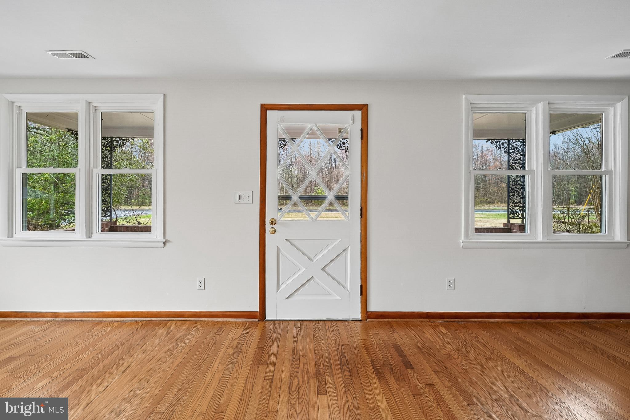 10306 Gunston Road Lorton, VA 22079 - Photo 6 of 20