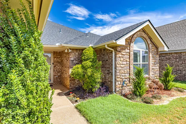 $330,000 | 6406 93rd Street, Lubbock, TX 79424