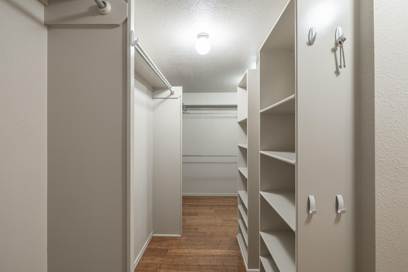 6406 93rd Street Lubbock, TX 79424 - Photo 26 of 40 a view of hallway