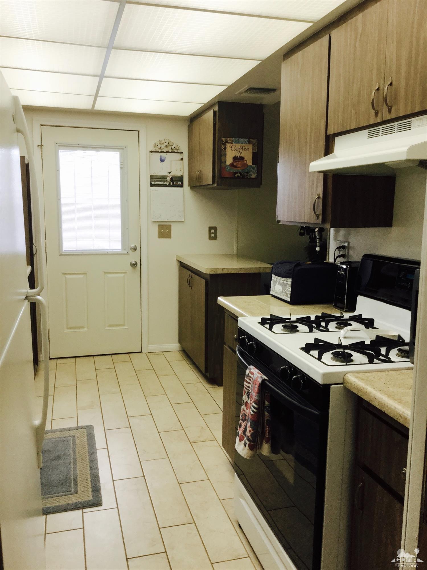 1030 North Alice Avenue Rialto, CA 92376 - Photo 5 of 36 Additional Photo