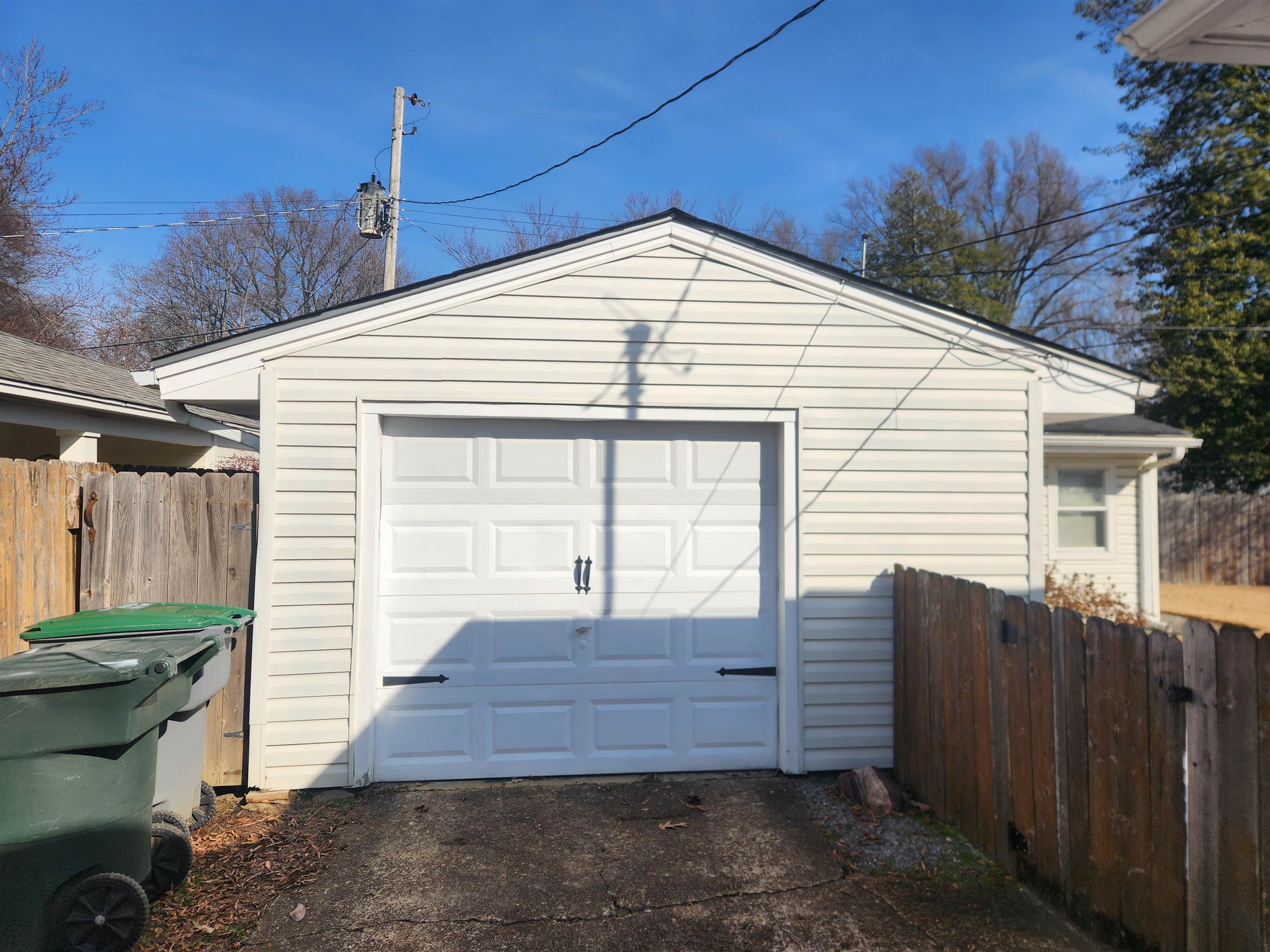 3780 Cardinal Avenue Memphis, TN 38111 - Photo 17 of 19 a view of a house with a yard