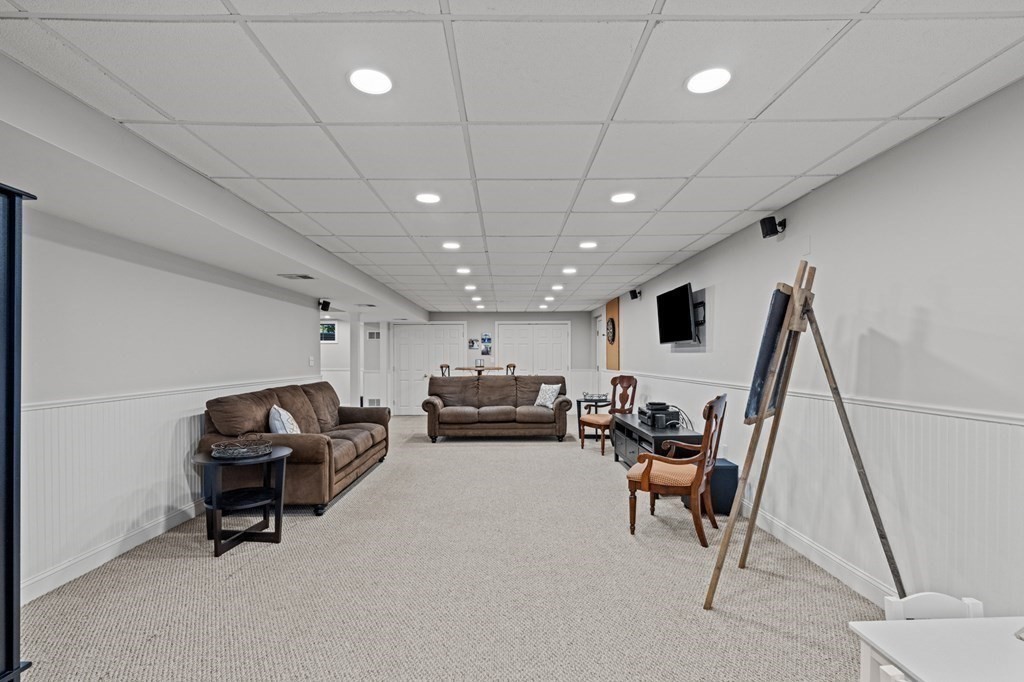 20 Walden Drive Walpole, MA 02081 - Photo 24 of 38 a living room with furniture