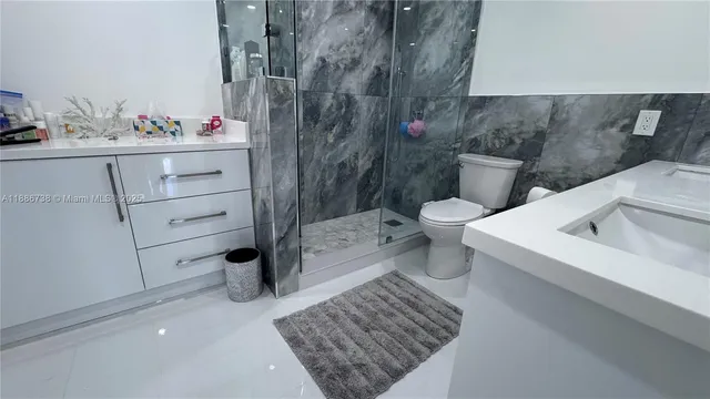 $5,999 | 3505 South Ocean Drive, Unit 912, Hollywood, FL 33019