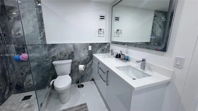 $5,999 | 3505 South Ocean Drive, Unit 912, Hollywood, FL 33019