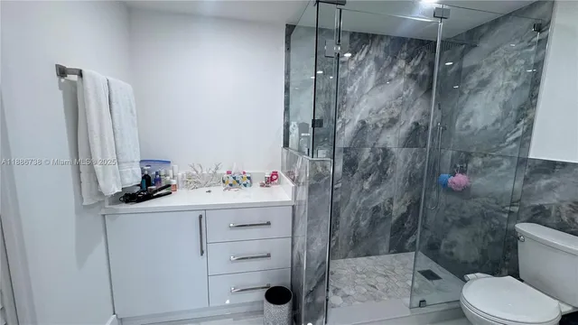 $5,999 | 3505 South Ocean Drive, Unit 912, Hollywood, FL 33019