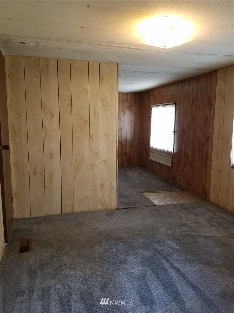 17930 Albany Street Southwest, Unit 29 Rochester, WA 98579 - Photo 4 of 16