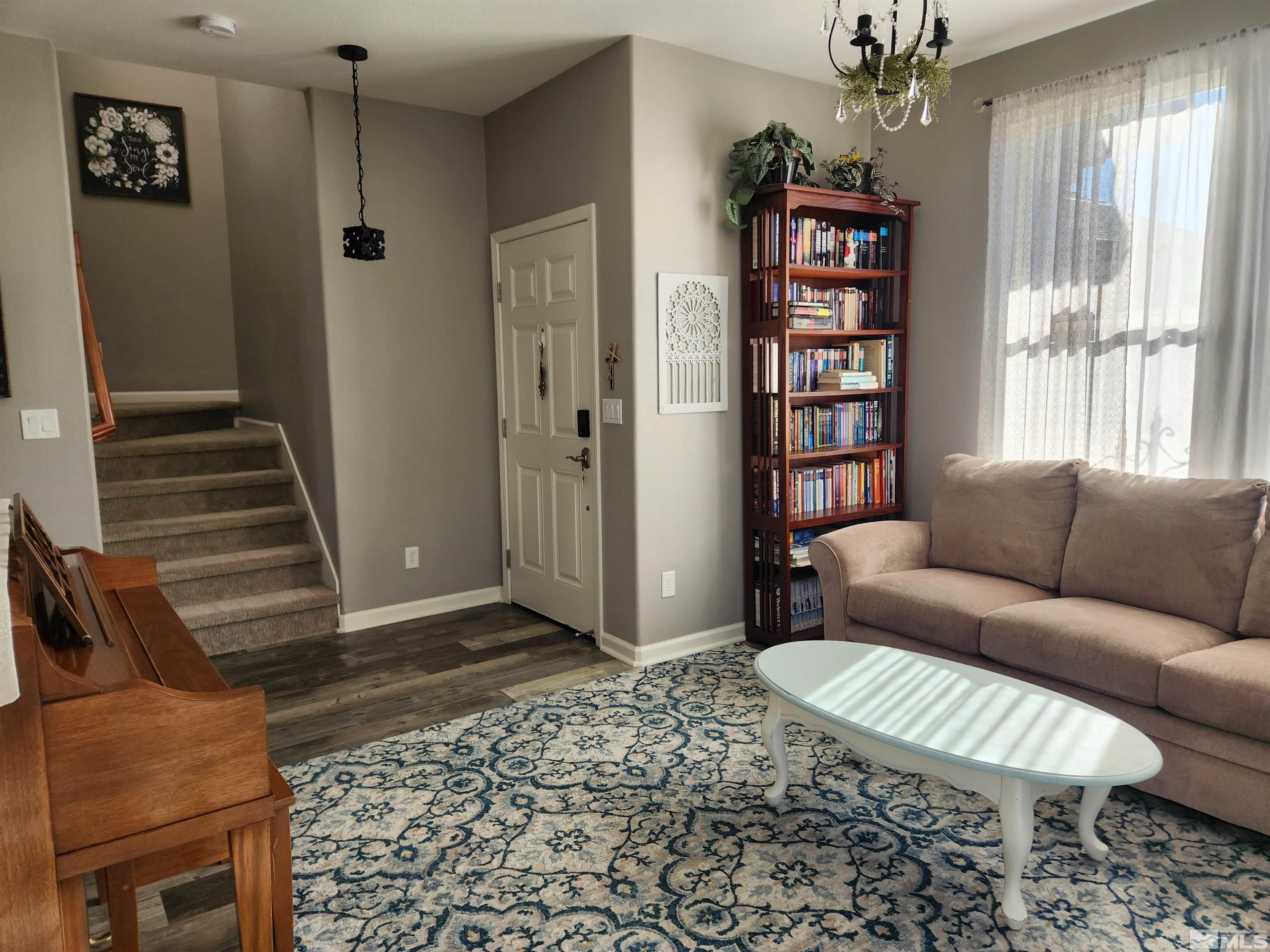 505 Little Sorrel Court Reno, NV 89521 - Photo 4 of 39 Photo 4