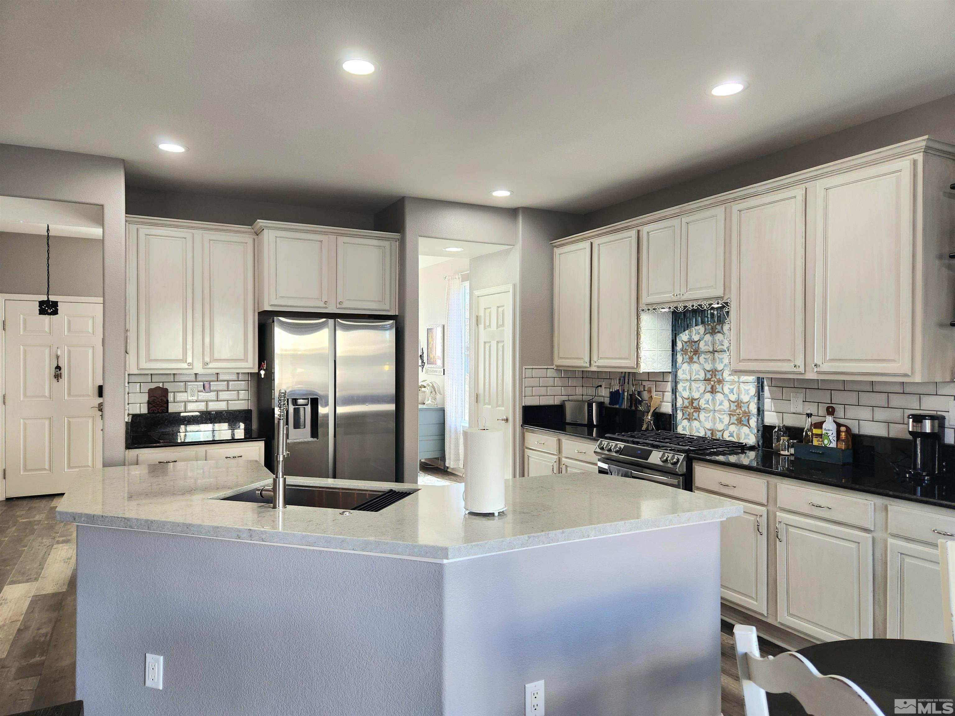 505 Little Sorrel Court Reno, NV 89521 - Photo 10 of 39 Photo 10