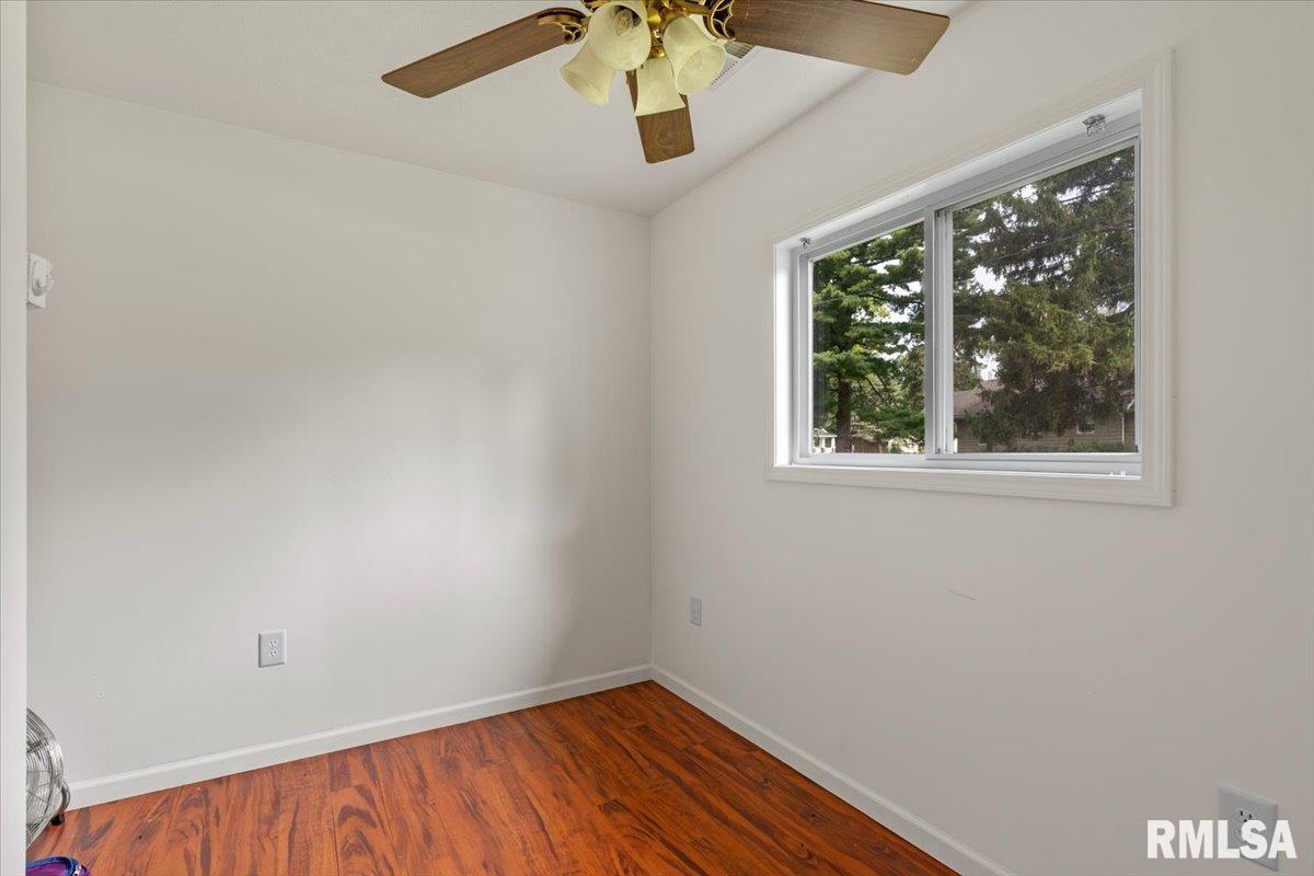 3012 East Enos Avenue Springfield, IL 62702 - Photo 16 of 28 Gallery Image 16